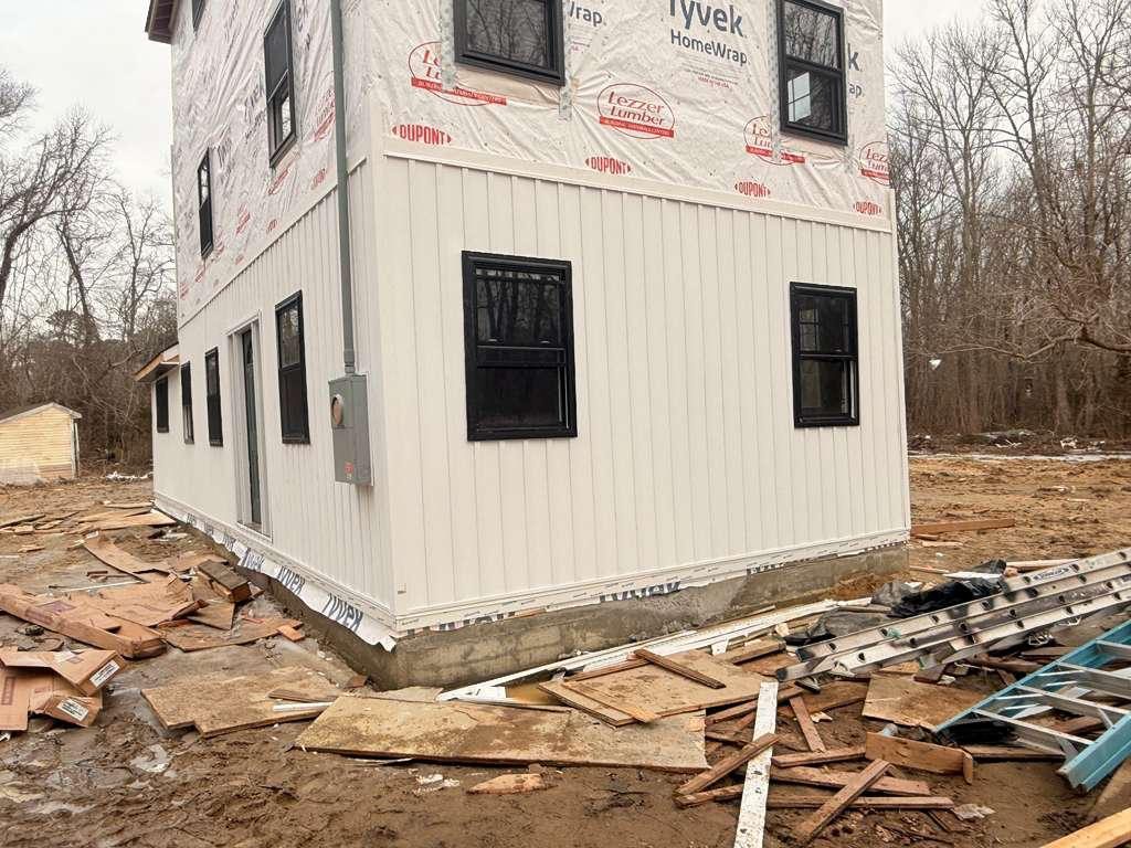 Santos Replacement contractor quality verification process exterior contractor verifying material specifications during home renovation