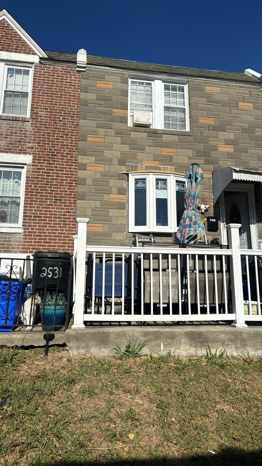 licensed contractor installing replacement windows with proper permits for appraisal documentation